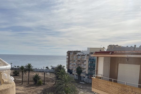 Atico vistas al mar